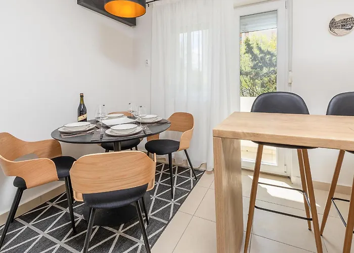 Stunning In With Wifi * 풀라