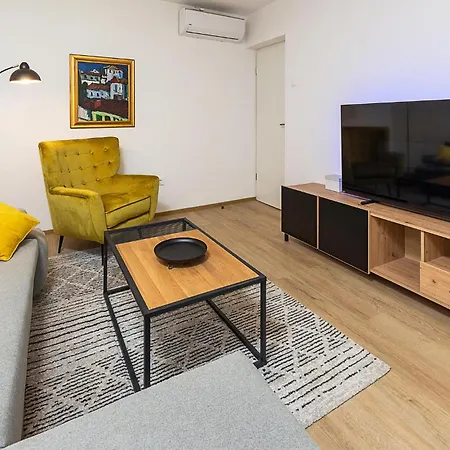1 Bedroom In 公寓